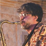 Doy clases particulares de saxofón e improvisación